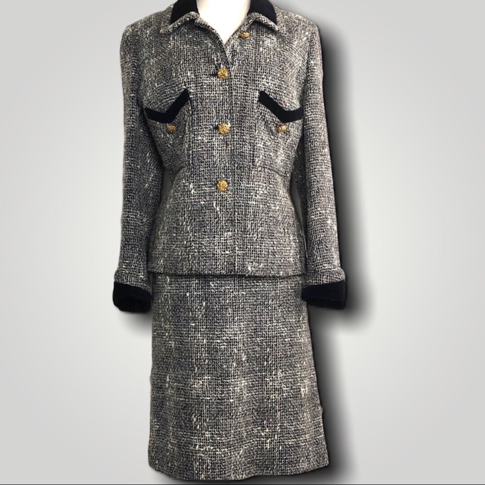 Vintage Suit with Black Velvet Trim L